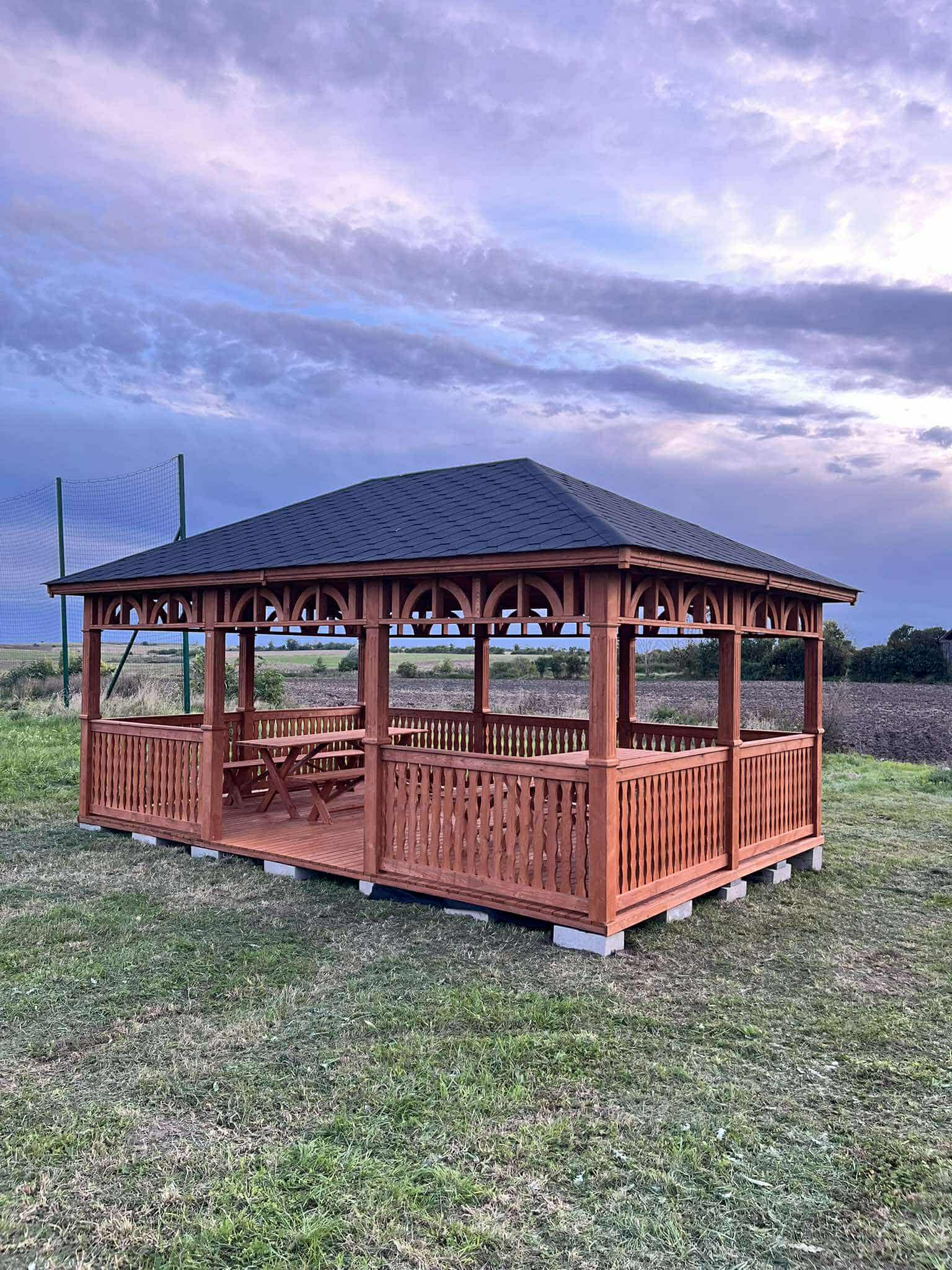 Nowa altana w Czachowie