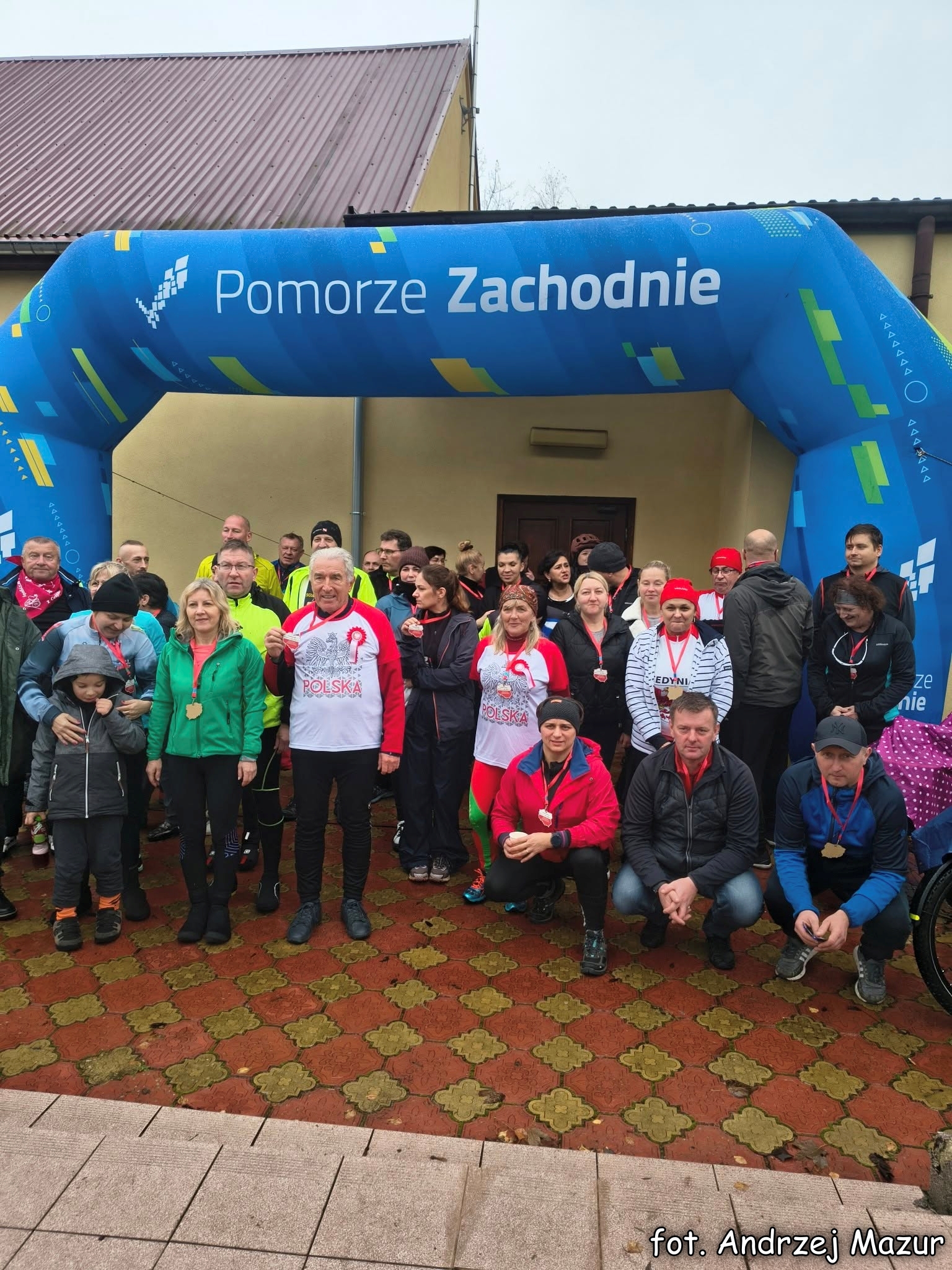 Cedyński Klub Rowerowy uczcił Narodowe Święto Niepodległości