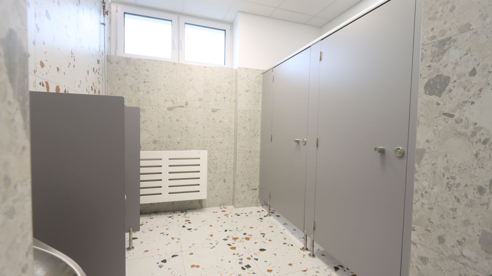 Szkolne łazienki po remoncie