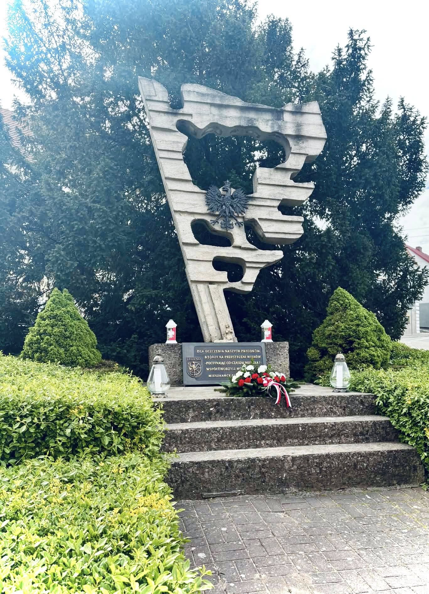 Cedynia w biało-czerwonych barwach. Zaczynamy świętowanie!